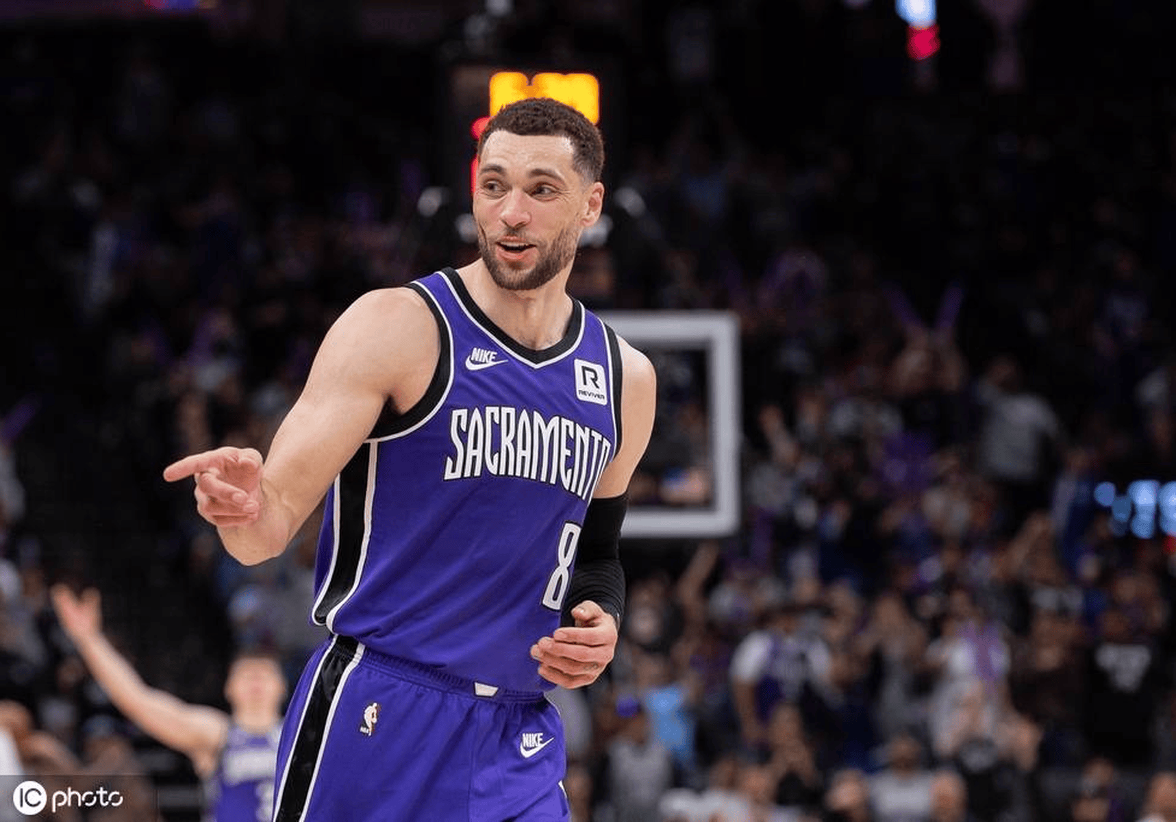 骑士主场胜掘金，拉文多次绝杀，带领球队斩获胜利的简单介绍