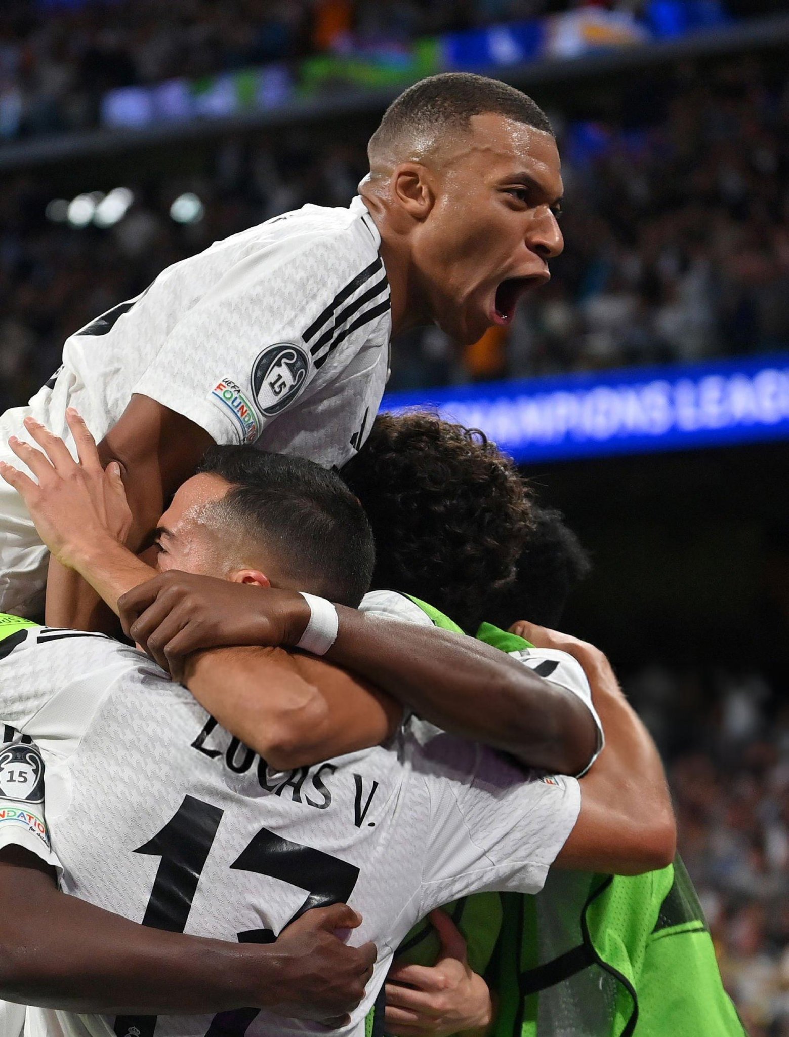 关于多特蒙德主场失利,小组第二出局的信息 关于多特蒙德主场失利,小组第二出局的信息