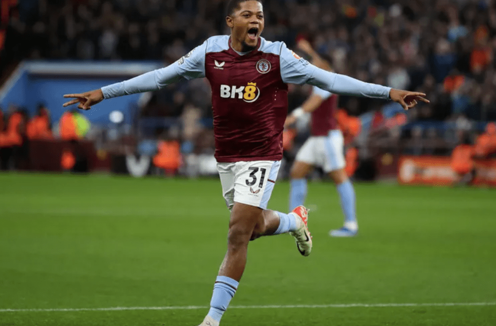 米兰体育中国官网-厄斯滕维拉豪取联赛连胜,稳固积分榜前列地位